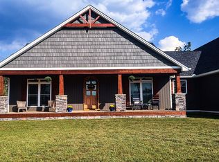 411 Highland Ridge Dr, Crossville, TN 38555