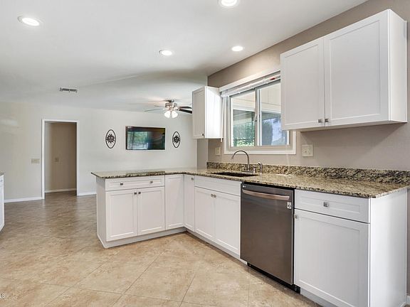 5th image of 13223 W Pomegranate Dr