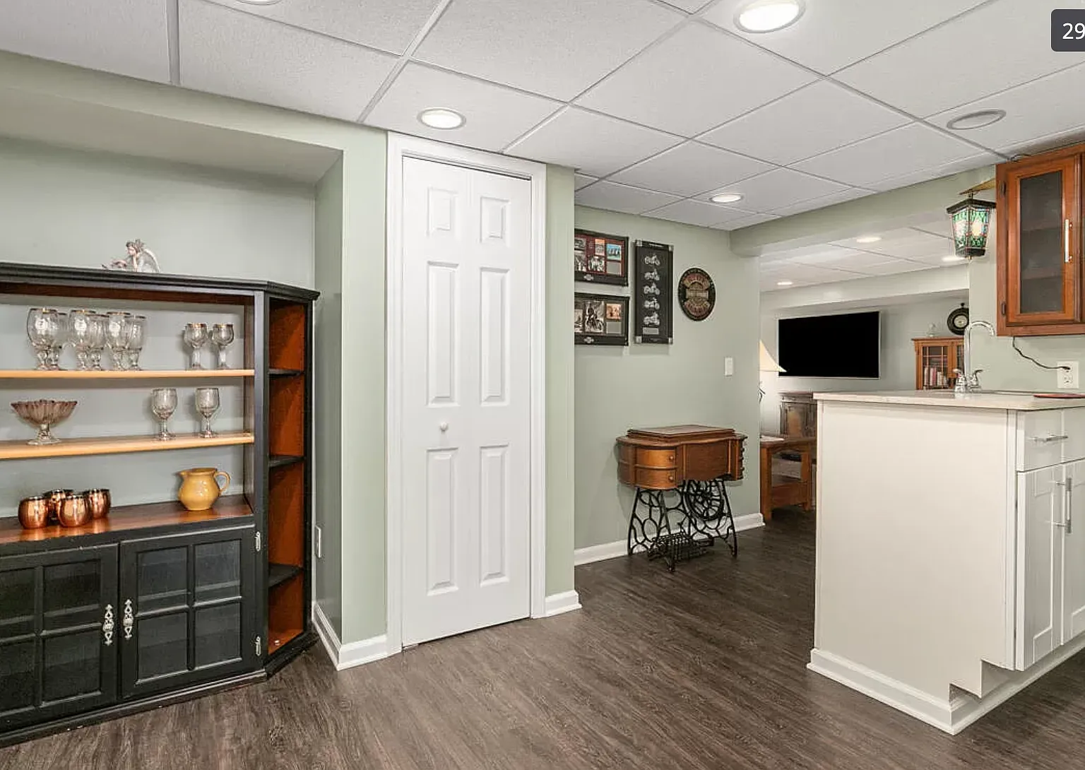 2 bed, 900 sqft, $1,100 — Photo 3
