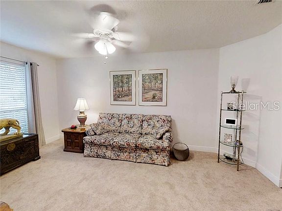 3rd image of 1650 Templewood Ave