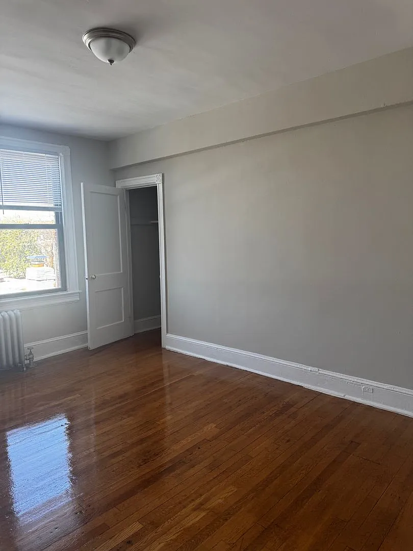 3100 Warder St Nw — Photo 3