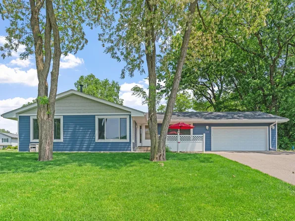 4318 Elizabeth Ln, Vadnais Heights, MN 55127