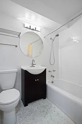 5th image of 191 Willoughby St APT 2K