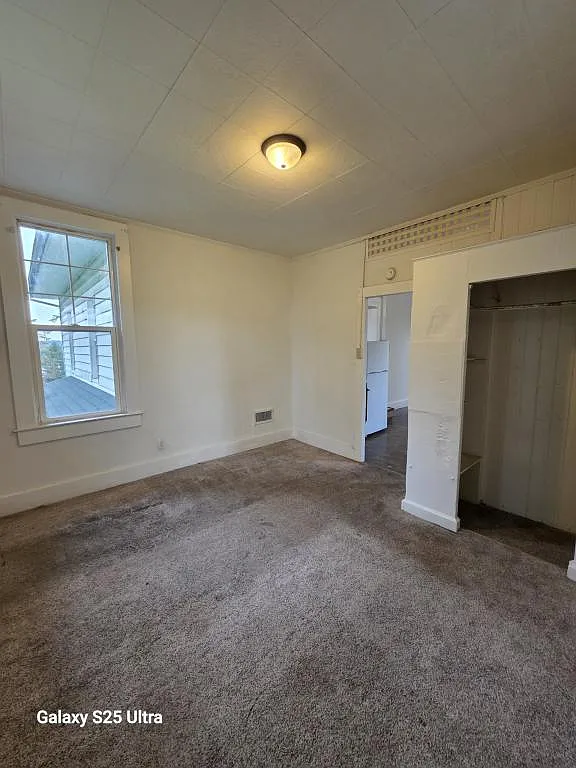 371 W 12th St Apt 16 Peru, IN 46970 — Photo 3
