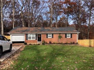 144 Woodridge Cir, Greenville, SC 29607