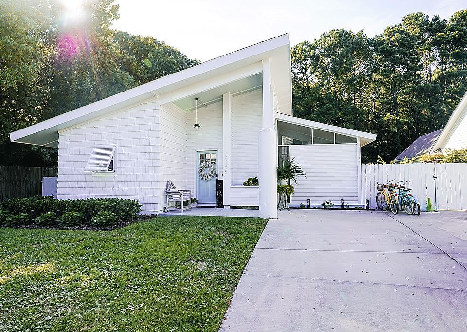 2nd image of 2166 Annie Laura Ln