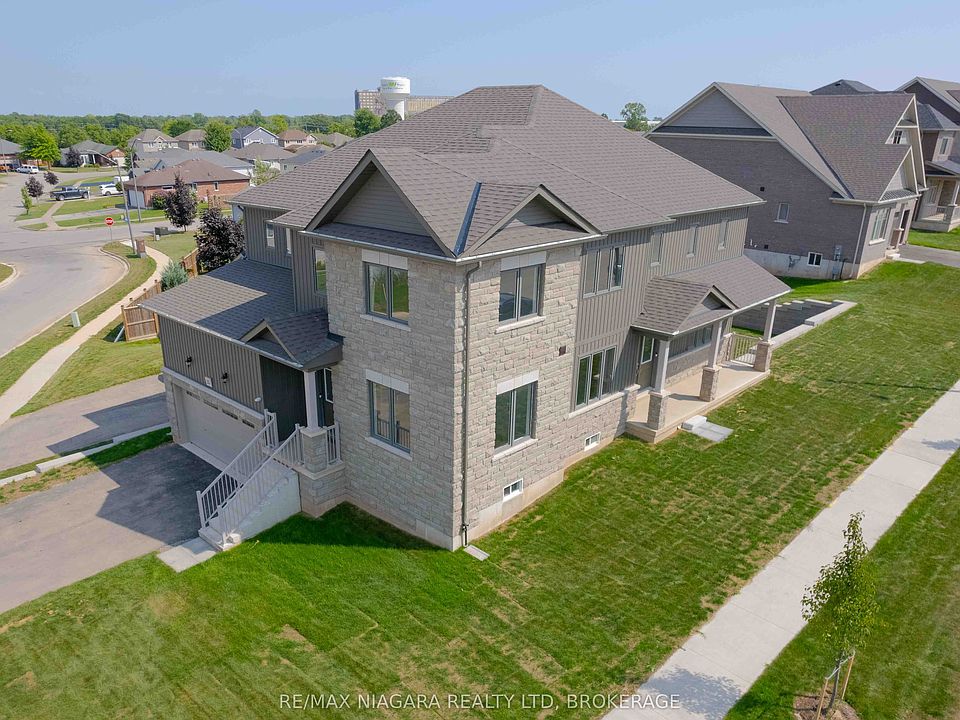 1st image of 25 Oriole Cres