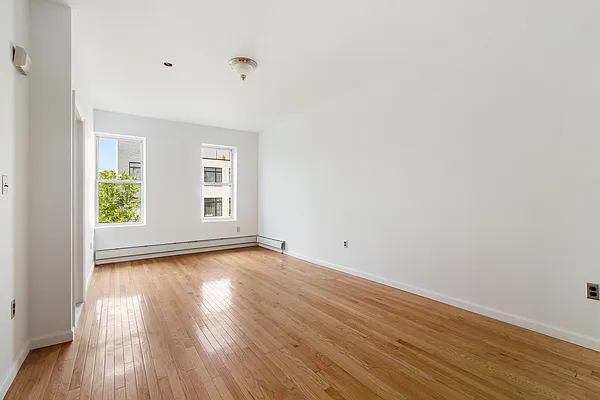 Rented by Compass | media 2