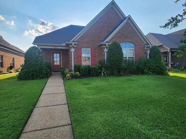 5921 Foxdale Loop