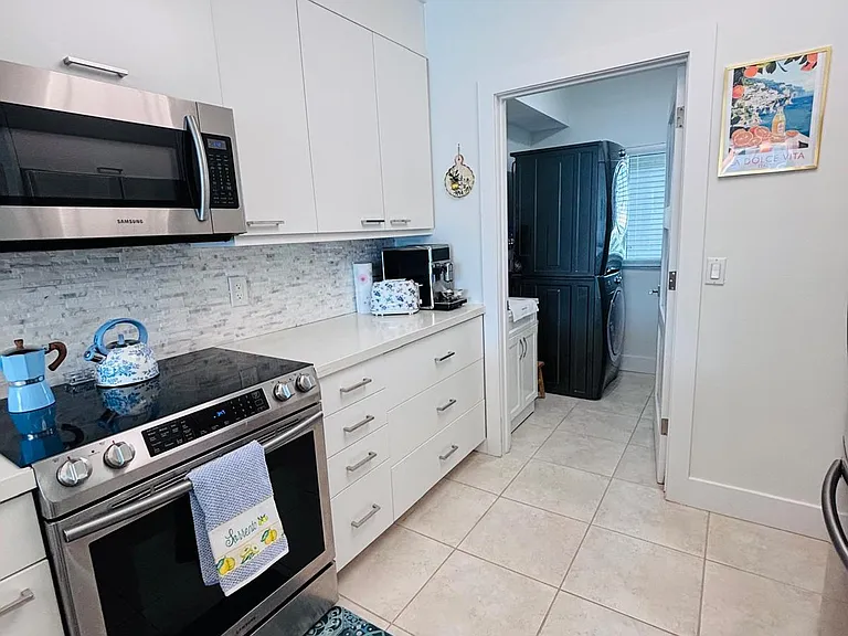 18100 N Bay Rd #508 — Photo 7
