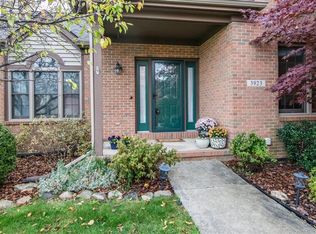 3923 Highlander Way E, Ann Arbor, MI 48108