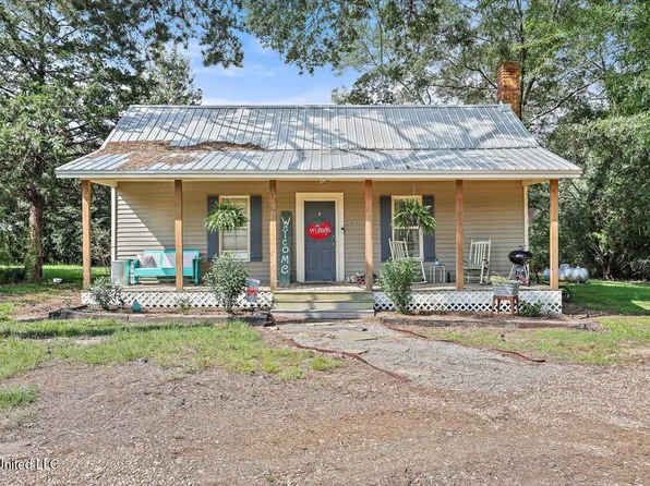 2063 Bennett Rd, Crystal Springs, MS 39059
