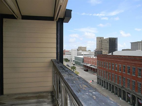 5th image of 100 20th St #402