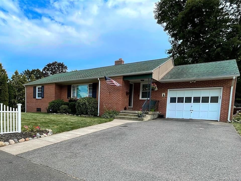 1st image of 6 Claremont Ave