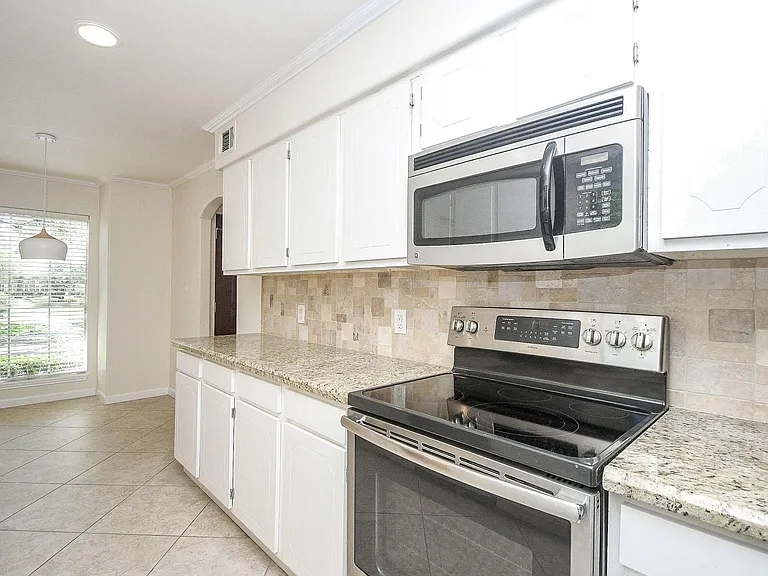 13240 Trail Hollow Dr #3240 — Photo 24