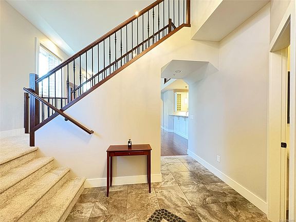 4th image of 6201 Lexington Pl #101