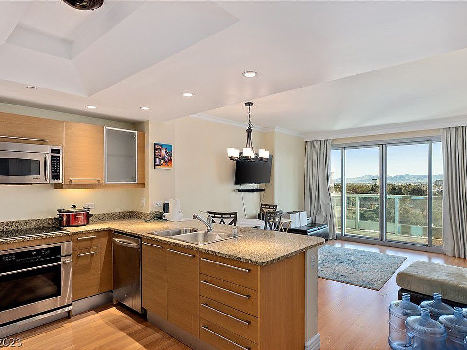 1st image of 322 Karen Ave Unit 806