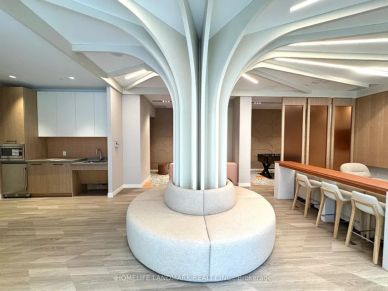 10 Oak St #801 — Photo 12