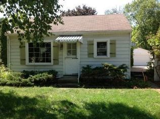 1063 Elliott Ave, Aurora, IL 60505