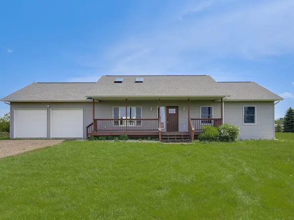 2211 127th St, New Richmond, WI 54017