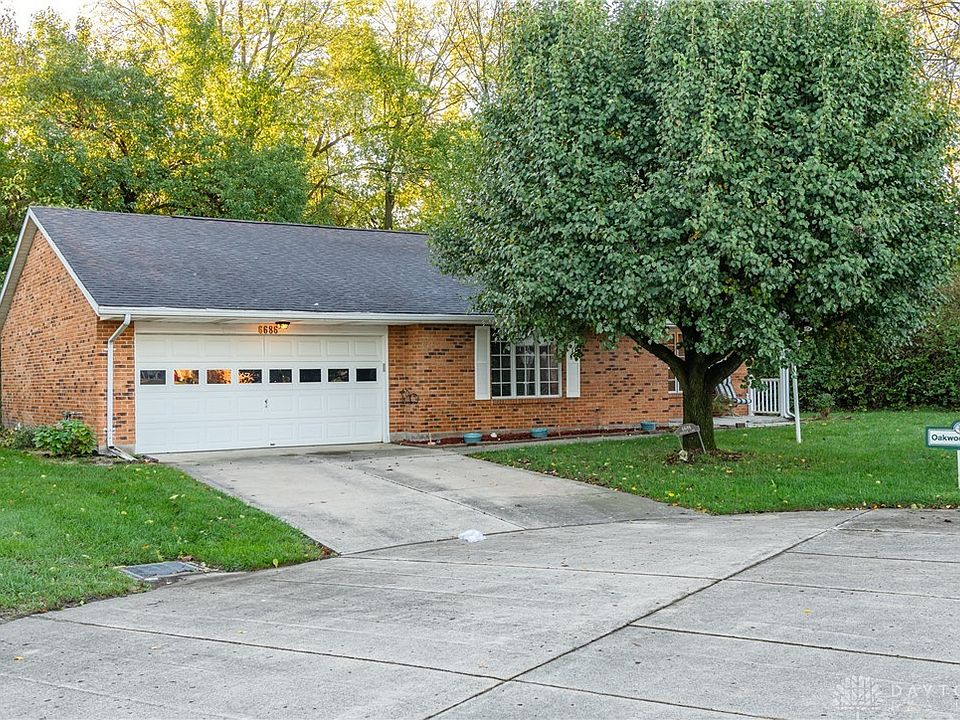 1st image of 6686 Oakwood Ln