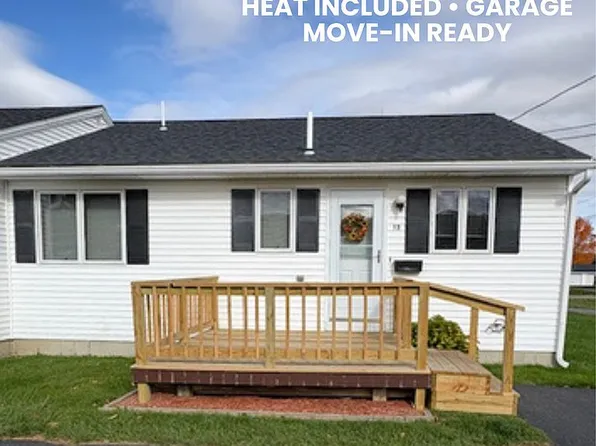 13 Meadow View Ln, Winslow, ME 04901