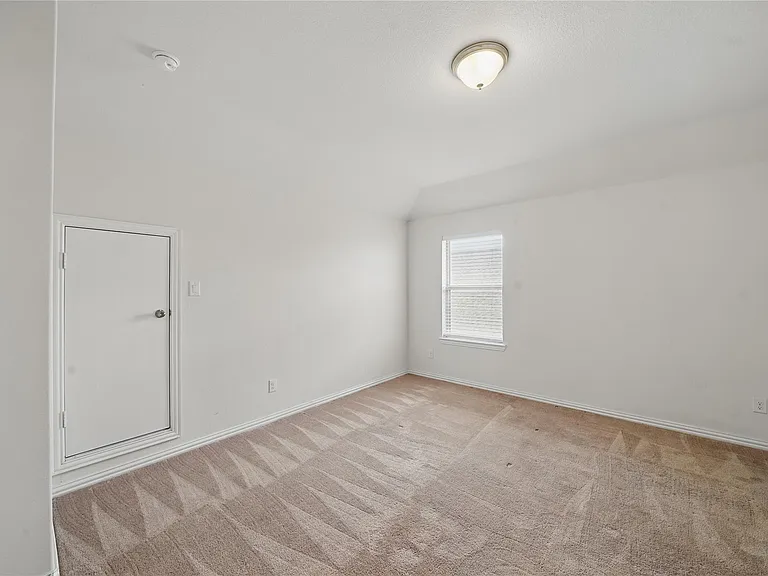 3902 Palmer Meadow Ct — Photo 34