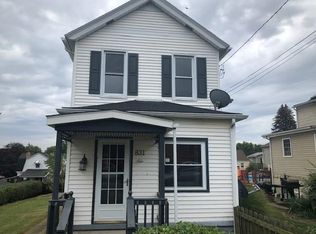 831 Nimick Ave, Monaca, PA