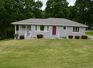 1 Leyda Ave, Charleroi, PA 15022