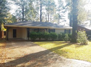10598 Parkwood Dr, Bastrop, LA 71220