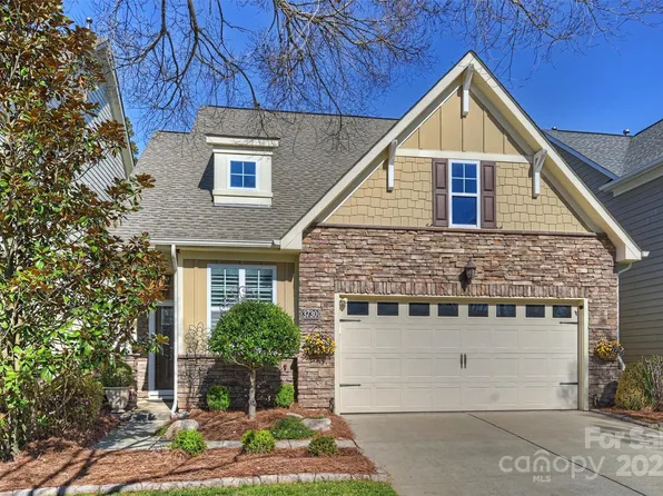 3730 Highland Castle Way, Charlotte, NC 28270