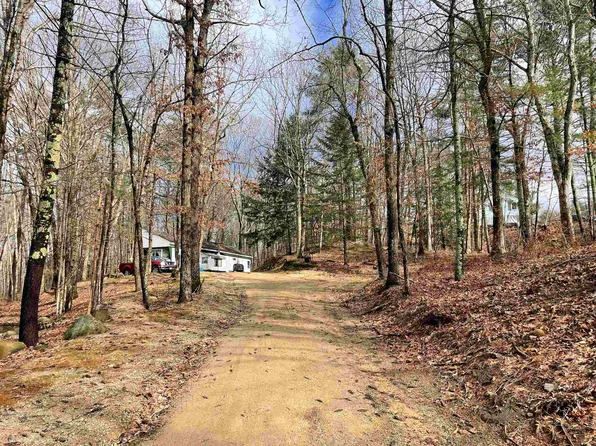 55 Estes Road, Rochester, NH 03839