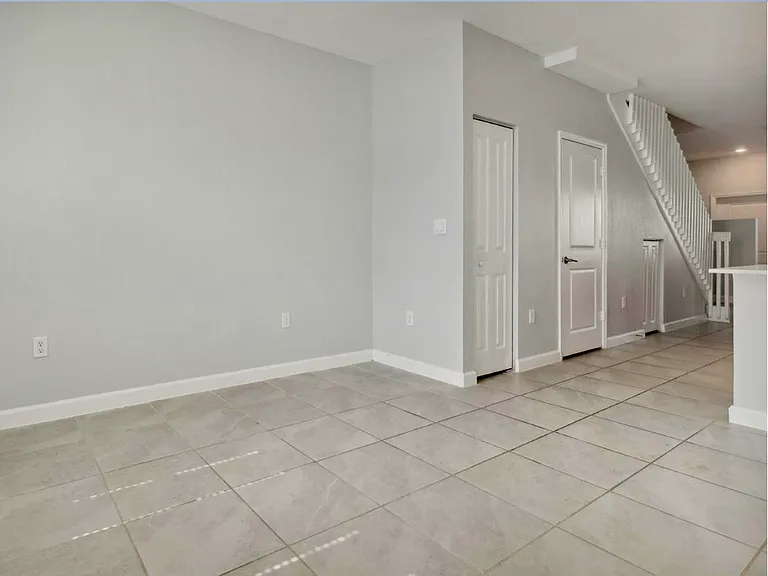 13330 SW 288th St — Photo 16