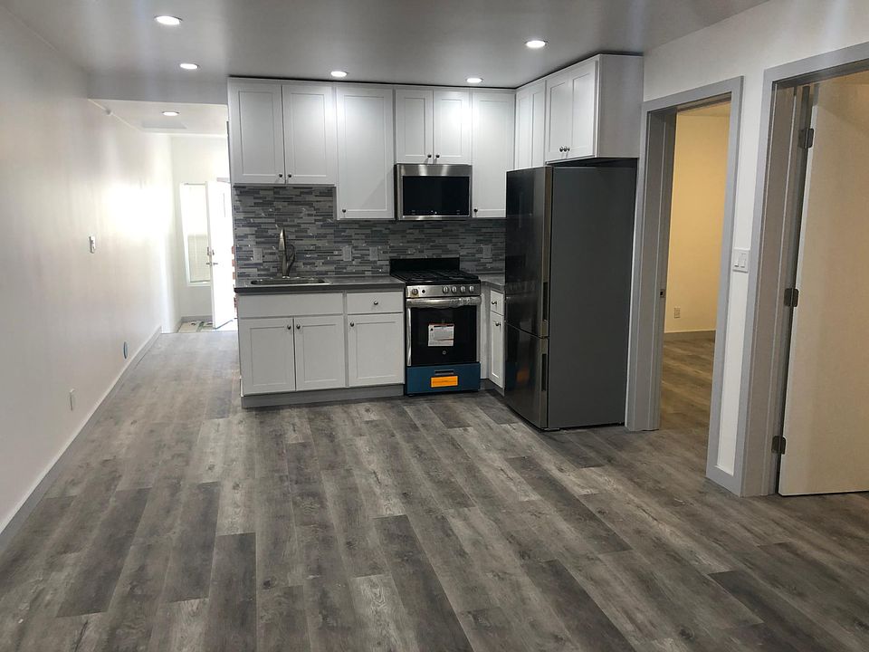 1st image of 715 Sargent St
