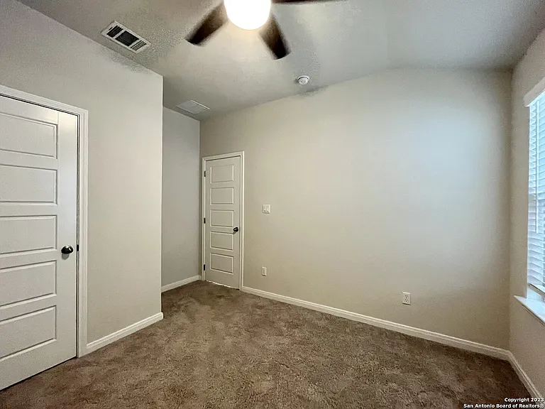 438 Shelton Pass — Photo 19