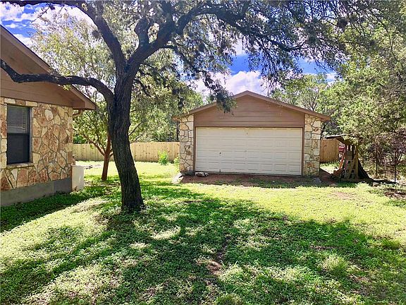 4th image of 421 Cindi Cir