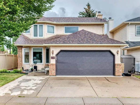 139 W Hawkville Close NW, Calgary, AB T3G 3C3
