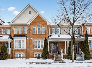 9 Winrow Gate, Ajax, ON L1T 0G3