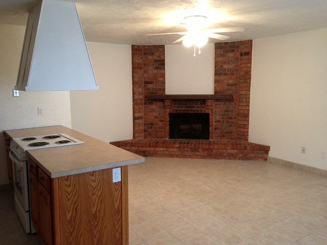 2nd image of 519 Ridgemont Dr
