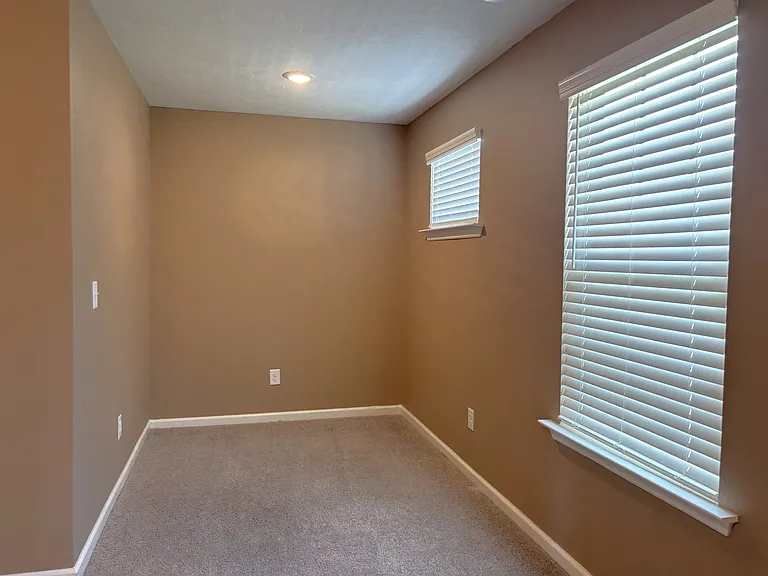 5277 Copse Dr — Photo 26