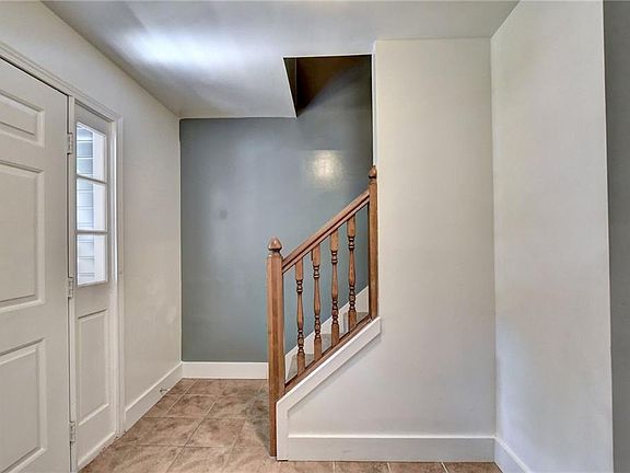 4th image of 101 Grayland Creek Ct