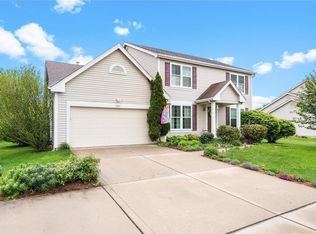305 Crystal Ln, Fairview Heights, IL 62208