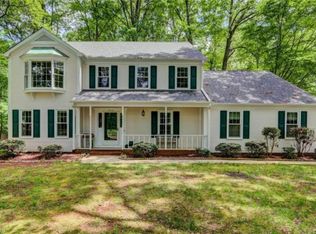 2016 La Dora Dr, High Point, NC 27265