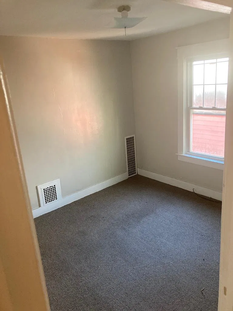 310 E Main Street - 2B — Photo 2