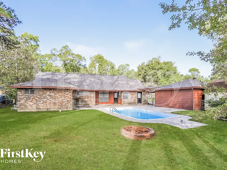 26218 Maplewood Dr — Photo 15