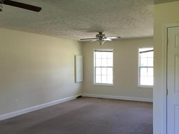 3rd image of 1001-1001 Washington Ave #A
