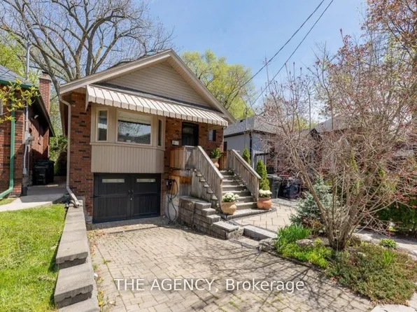 57 Highfield Rd, Toronto, ON M4L 2T9