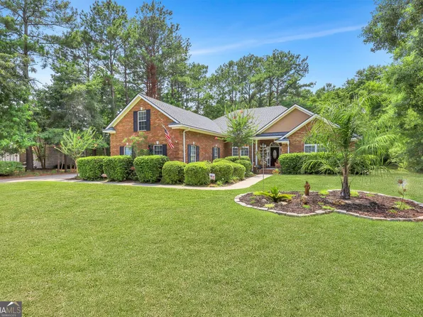 553 McGregor Cir, Richmond Hill, GA 31324