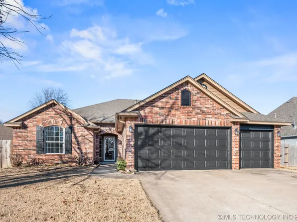 8027 Vintage Trace Dr, Claremore, OK 74019