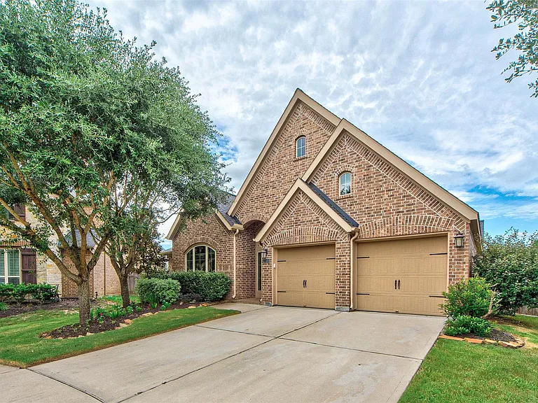 27106 Cross Pointe Ct — Photo 2